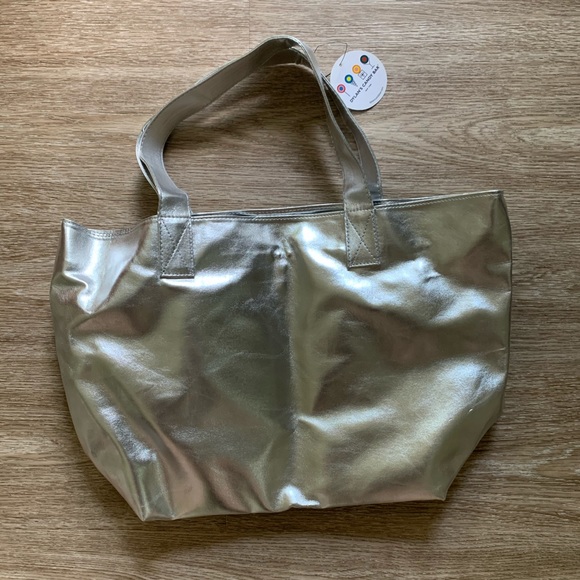 Dylan’s Candy Bar Tote Bag NWT - Picture 2 of 3